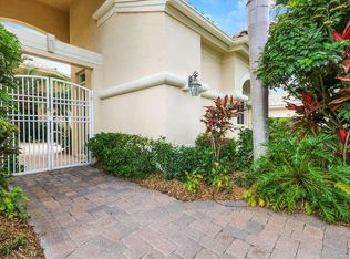 1140 Grand Cay Dr, Palm Beach Gardens, FL 33418