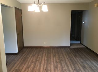 2518 N 74th St, Lincoln, NE 68507