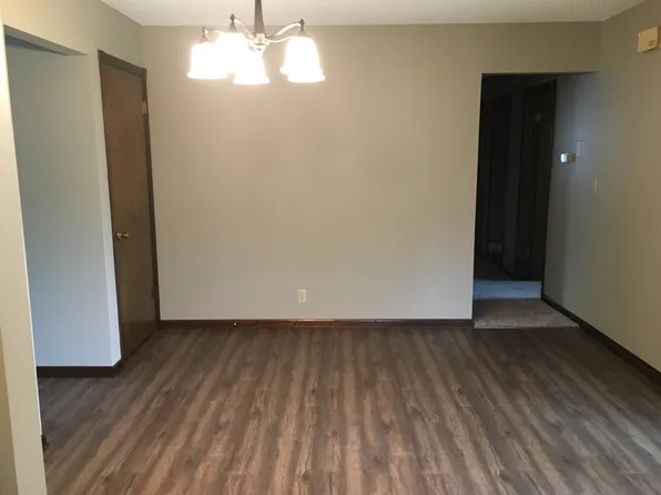 2518 N 74th St, Lincoln, NE 68507