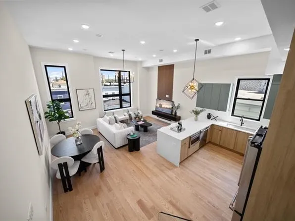 27 Graham Street image 4 of 26