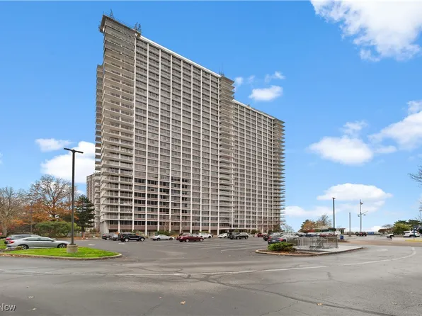 12700 Lake Ave APT 1509, Lakewood, OH 44107