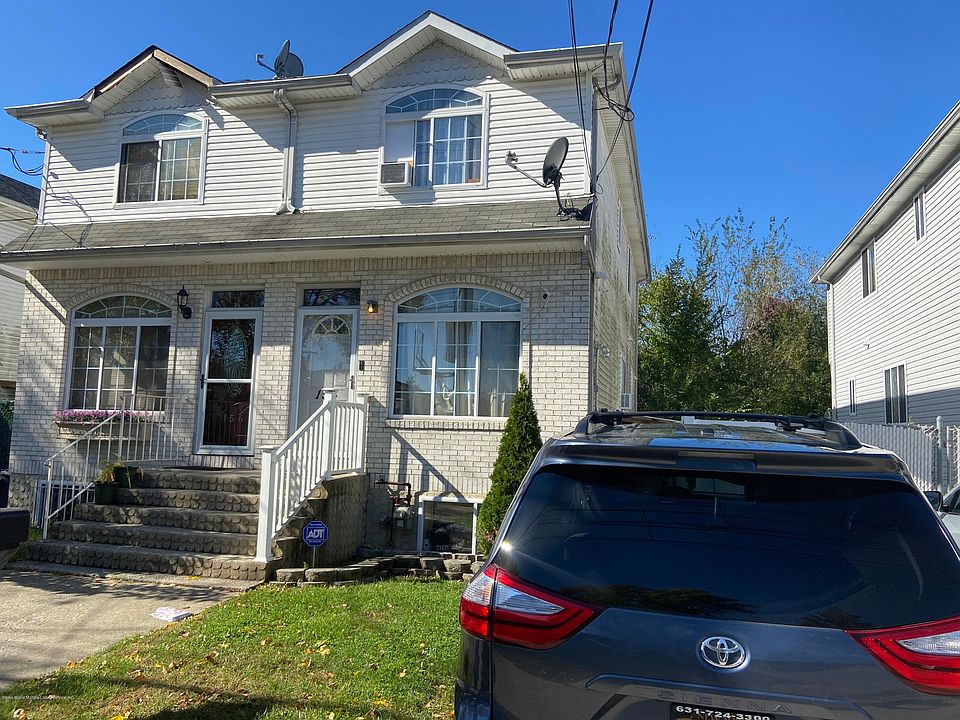 1st image of 154 Holland Ave