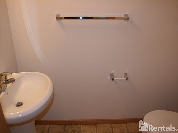 4th image of 1732 Prescott Ct