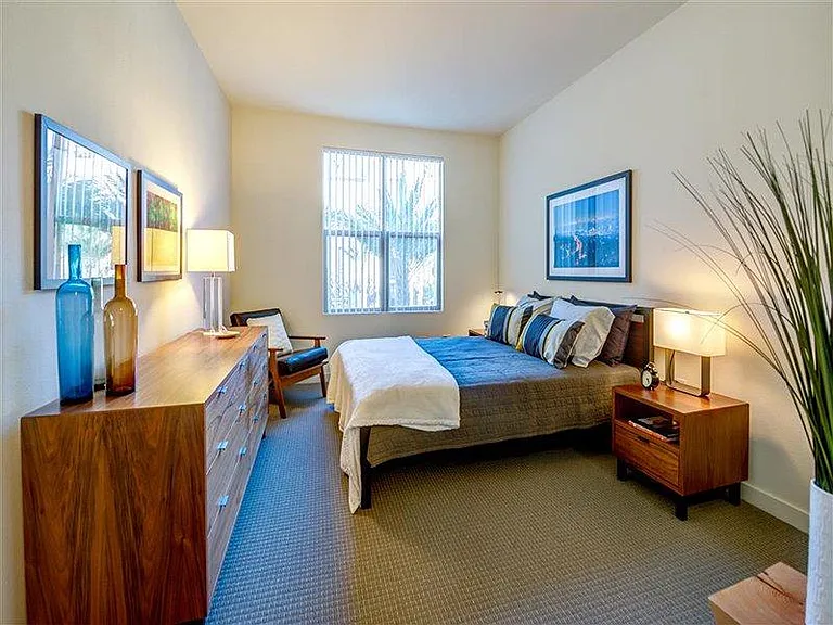 Monterey Station Apartments — Photo 9