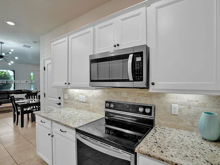 5060 Eucalyptus Dr #2 — Photo 35