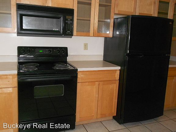5th image of 33 E 17th Ave APT D
