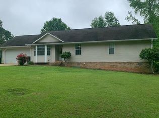 155 Honeysuckle Dr, Winfield, AL 35594