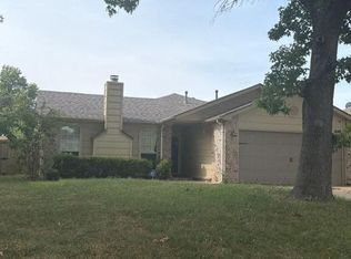 1040 E 64th St, Tulsa, OK 74136