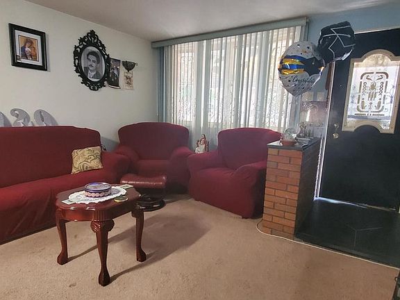 4th image of 2611 S Hutchinson St