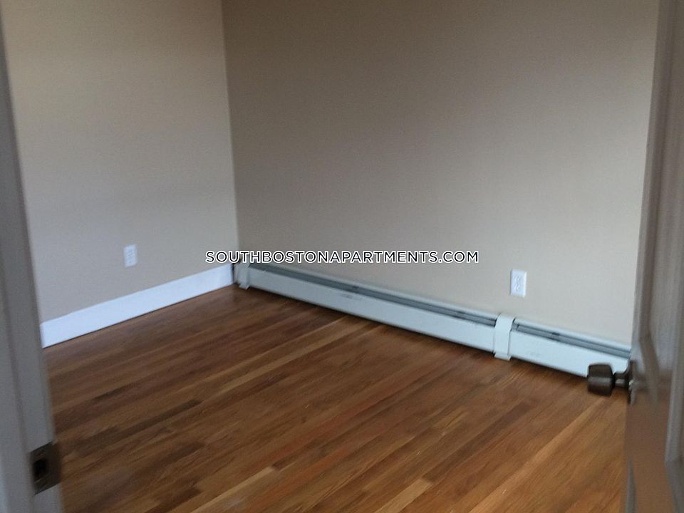 2nd image of 291 Silver St #3AX