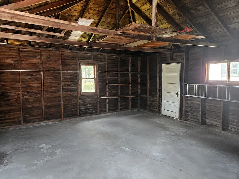 626 Vine St — Photo 22
