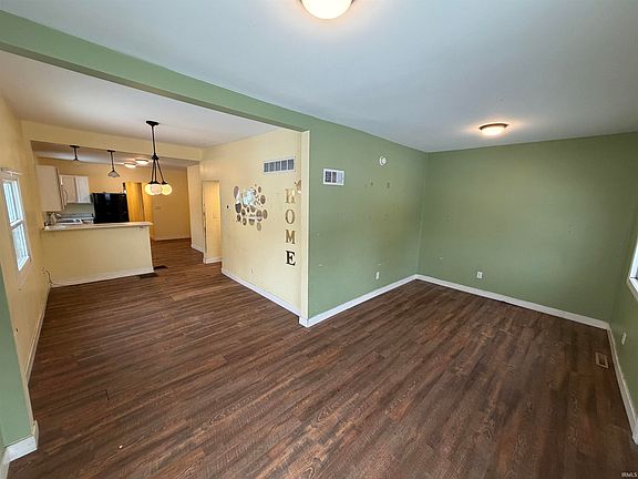 4th image of 1213 Hudson St