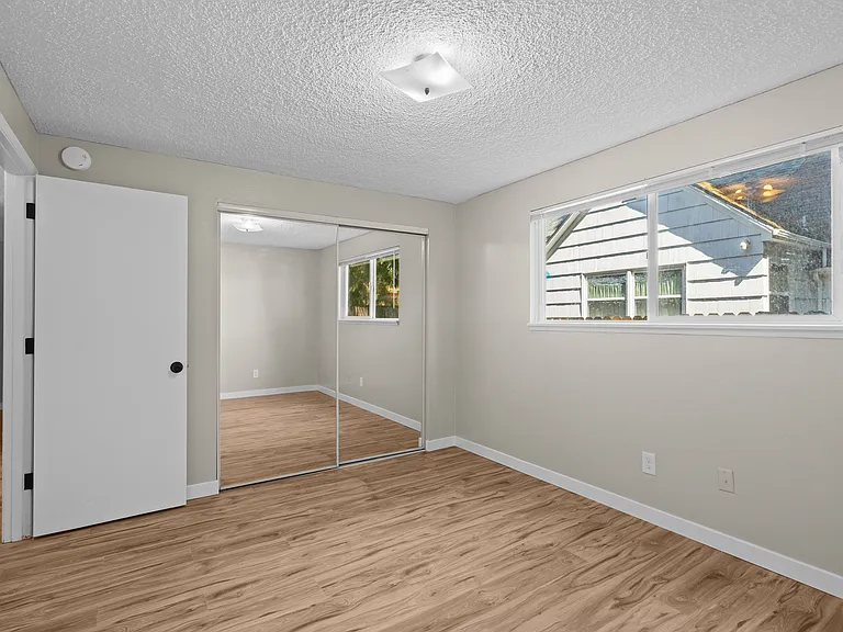 13910 SE Redwood Ave #2 — Photo 6