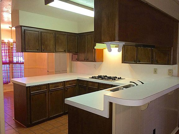 5th image of 5367 Little John Ln