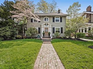 2193 Stillman Rd, Cleveland Heights, OH 44118