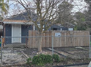 5765 Nina Way, Sacramento, CA 95824