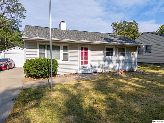 3rd image of 4017 Dunn Ave