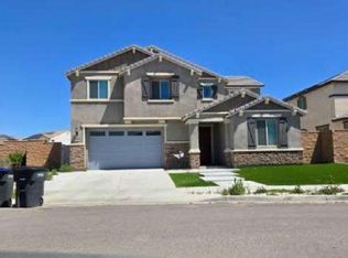 802 Sawgrass St, Perris, CA 92571