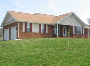 2 Humming Bird Pl, Jonesborough, TN 37659