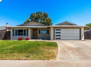 2335 Bluebell Dr, Livermore, CA 94551
