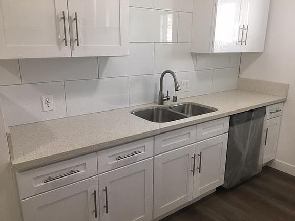 5th image of 1256 Brockton Ave #Vdqcy871p