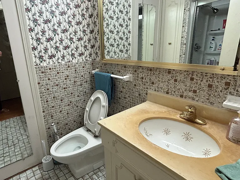 58 Shea St — Photo 5