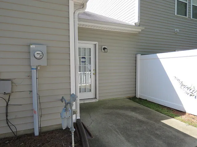 936 Cinnamon Dr — Photo 12