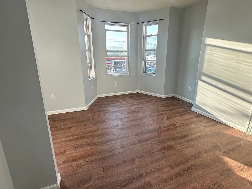 530 Kennedy Blvd #2