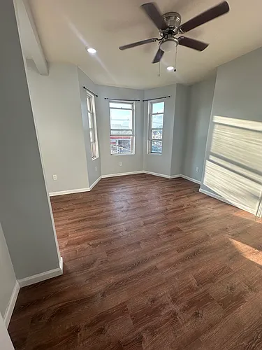530 Kennedy Blvd #2 Photo 1