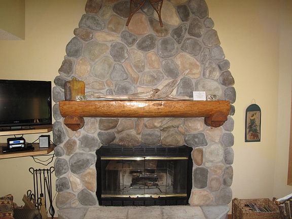 3rd image of 605 Moose Mountain Dr #605