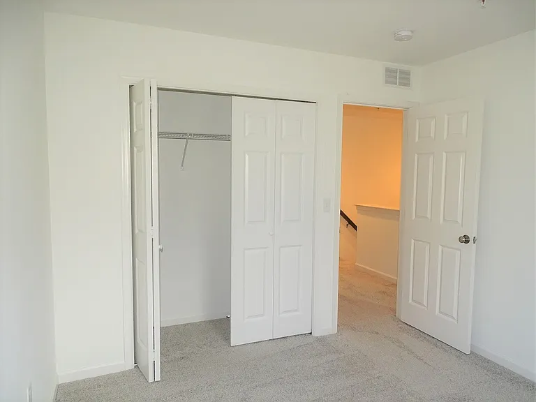 12 Glenbrook Ct — Photo 20