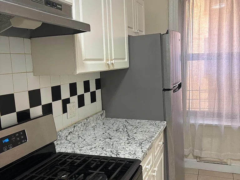 35-54 87th St #2G — Photo 6