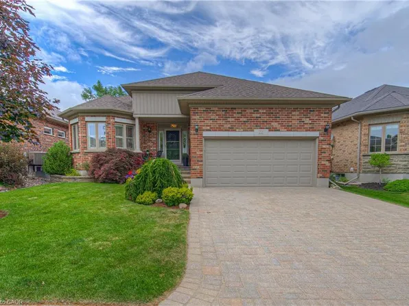 22 Orchard Way, Wilmot, ON N3A 4P7
