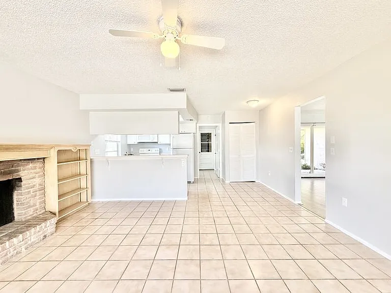 3777 Gatewood Dr — Photo 13