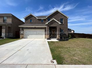 225 Lemley Dr, Fort Worth, TX 76131
