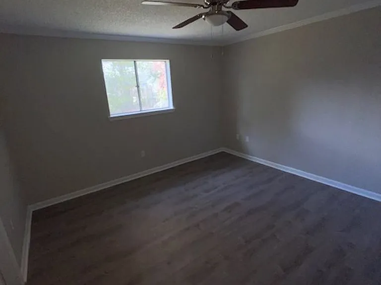 1545-1547 La Annie Dr — Photo 15