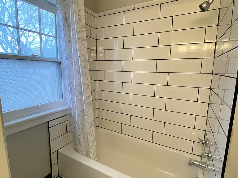 15242 Lakeshore Blvd — Photo 29