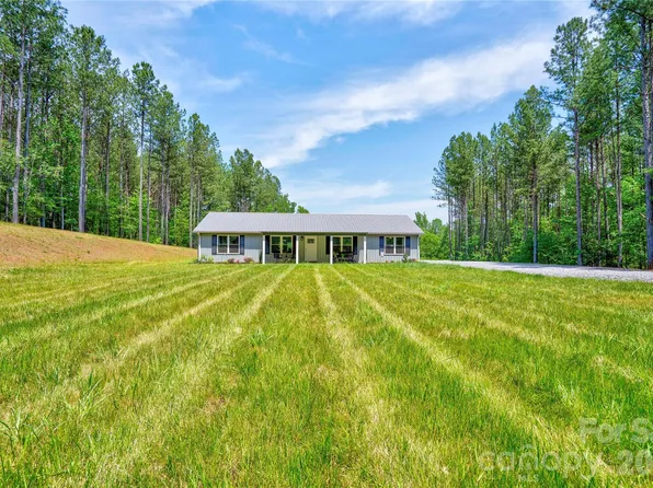 1733 Timber Dr, Mooresboro, NC 28114