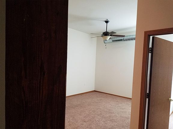 3rd image of 203 S Main St #10855234