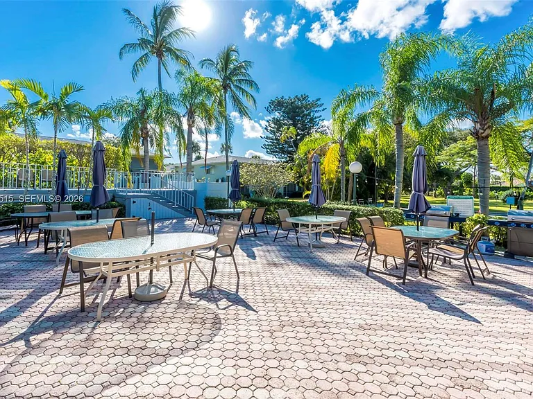2300 SW 22nd Ave #109 — Photo 41