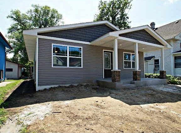 2nd image of 250 Page Street E