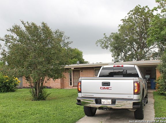 2nd image of 446 Sharon Dr