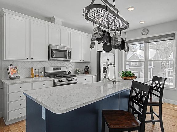 5th image of 276 O'Brien Farm Road