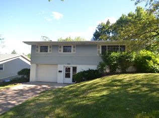 825 49 1/2 Ave NE, Columbia Heights, MN 55421