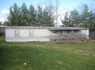 2580 Barnes Mountain Rd, Irvine, KY 40336