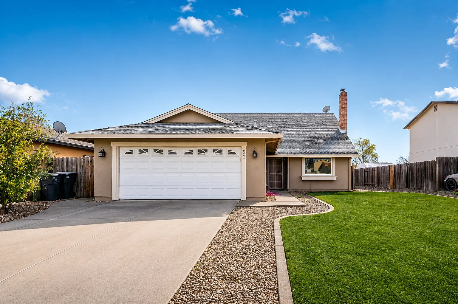 4 bed, 1446 sqft, $3,500 — Photo 1