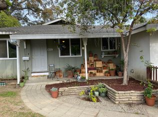1320 Redwood Ln, Davis, CA 95616