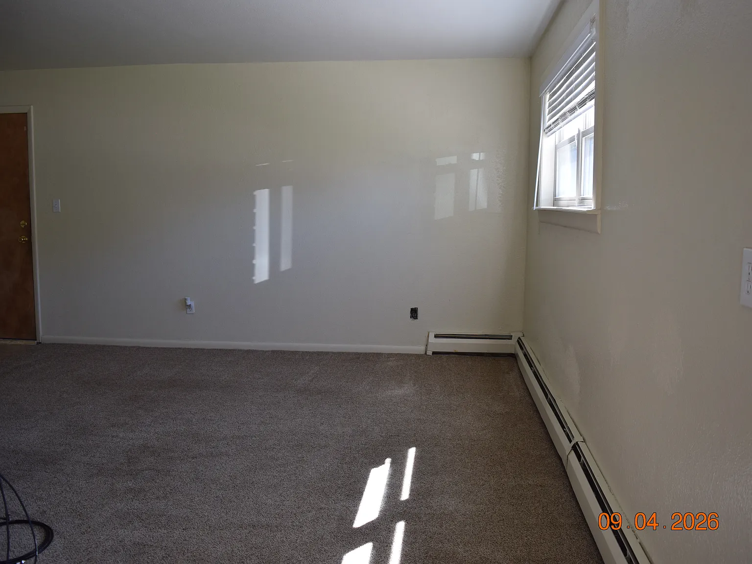 2 bed, 900 sqft, $900 — Photo 4