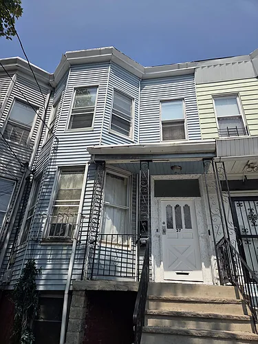37 Arlington Ave #2 Photo 1