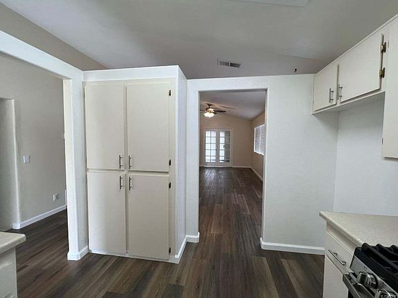 5th image of 1116 Tempe Dr